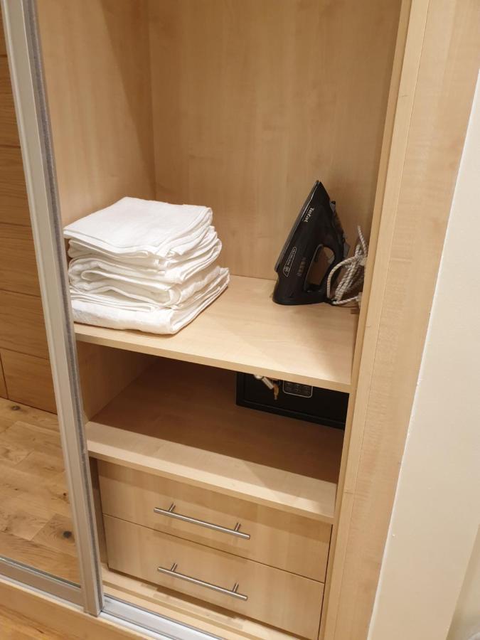London Luxury Apartments 5 Min Walk From Ilford Station, With Free Parking Free Wifi Exterior foto