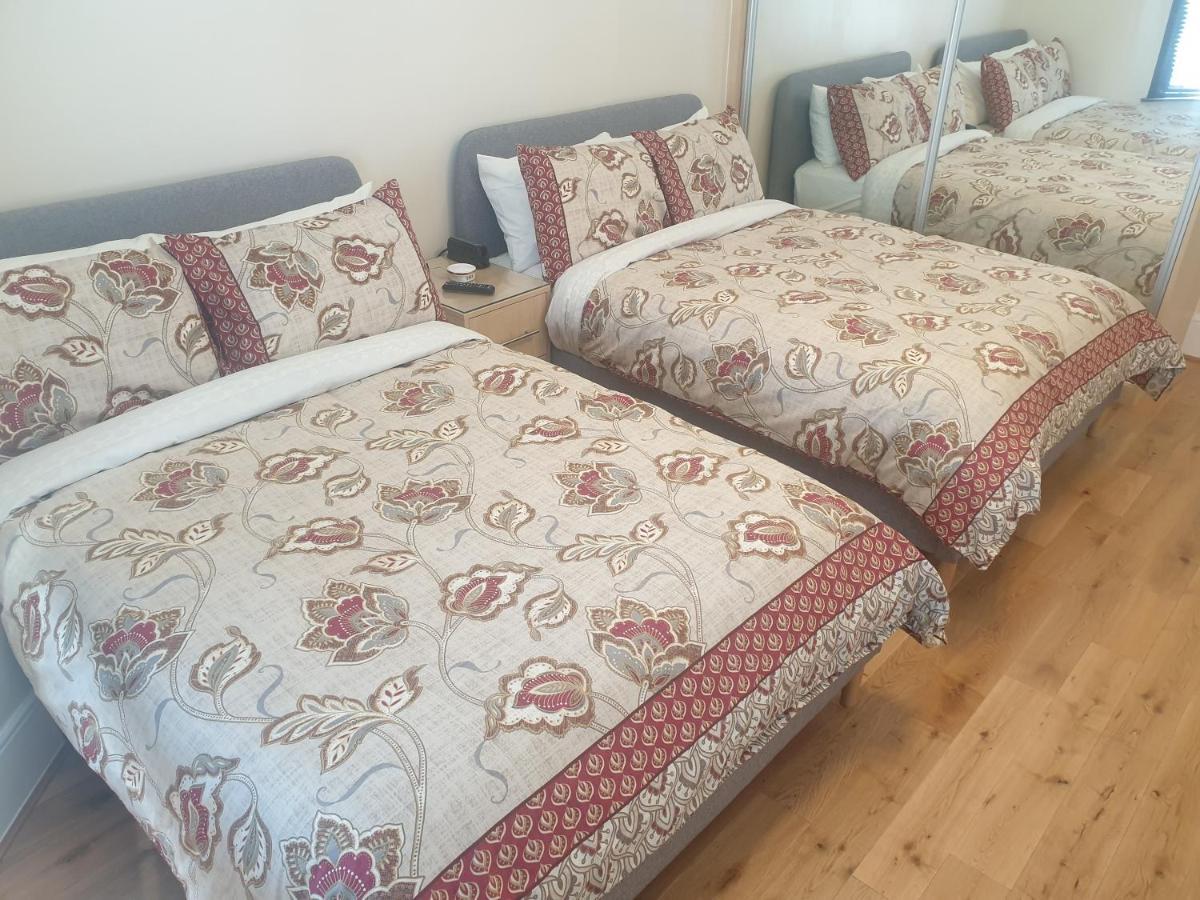 London Luxury Apartments 5 Min Walk From Ilford Station, With Free Parking Free Wifi Exterior foto