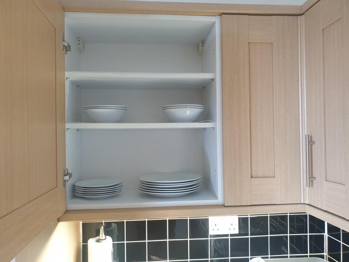London Luxury Apartments 5 Min Walk From Ilford Station, With Free Parking Free Wifi Exterior foto